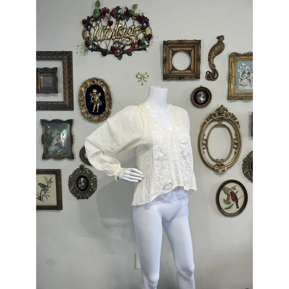 Free People Cream Embroidered Lace Inset peasant Blouse XS